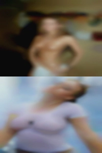 Housewives naked at home!